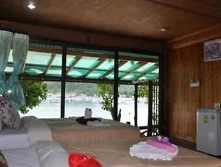 Hotel Phi Phi Popular Beach Resort